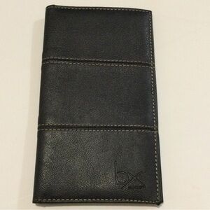 Buxton Gently Used Black Leather Wallet